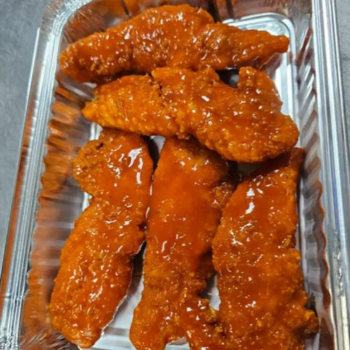 Buffalo Fingers (6 pcs) - 6-piece buffalo chicken fingers